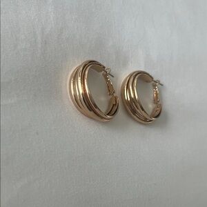 Elegant Gold-Tone Hoop Earrings